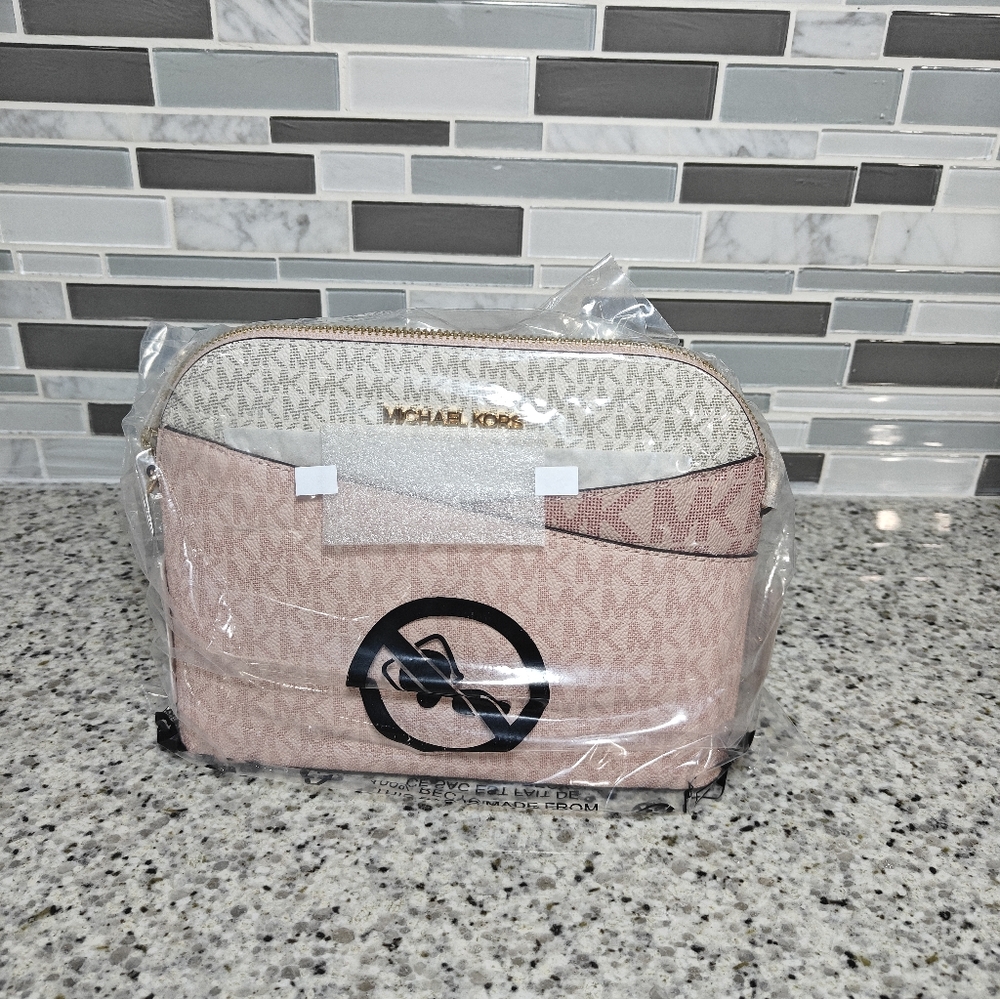 Michael Kors Jet Set Travel Medium Color-Block Signature Logo Crossbody Bag - Picture 2 of 10